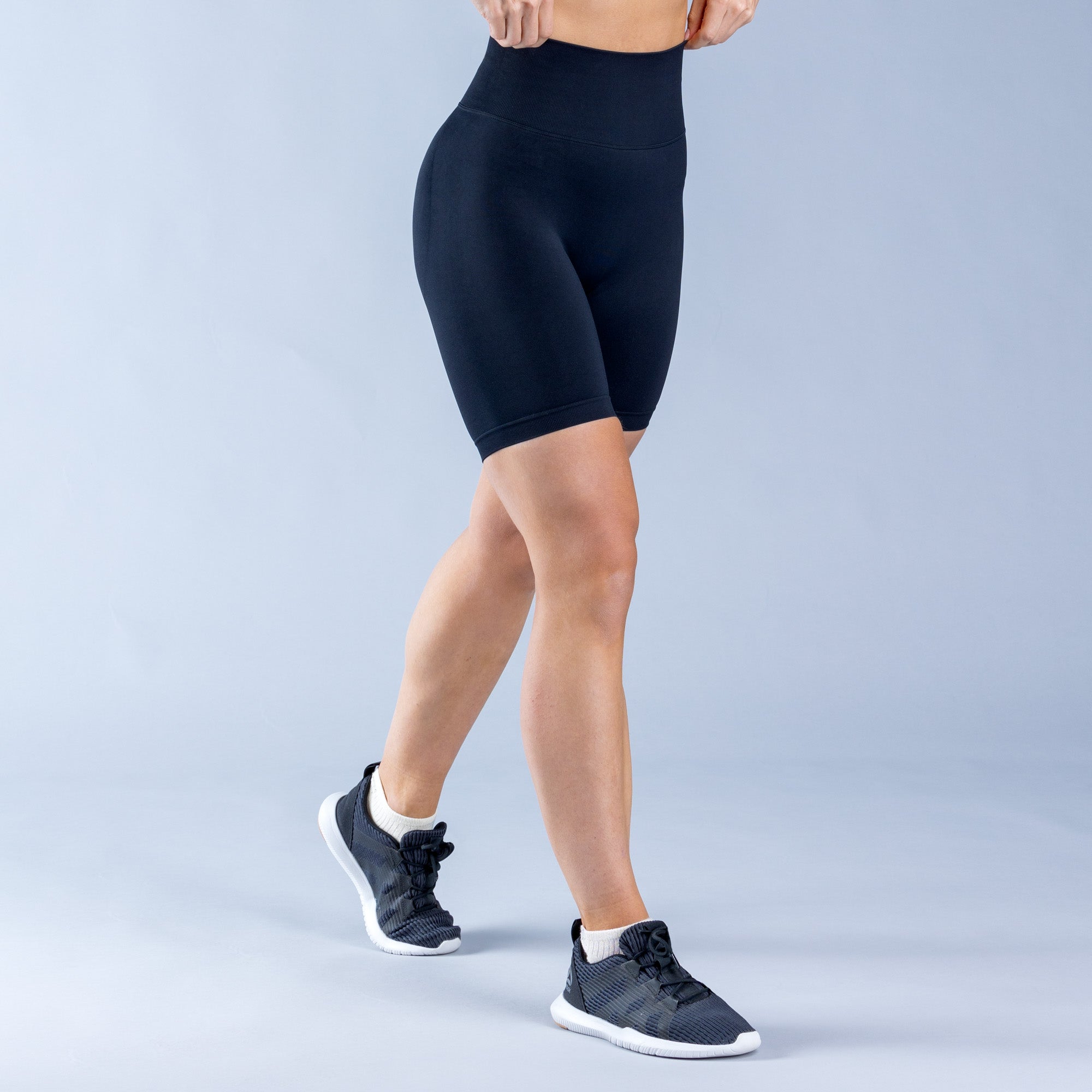 DFYNE Dynamic Shorts Dam Svarta | 8769035-XI