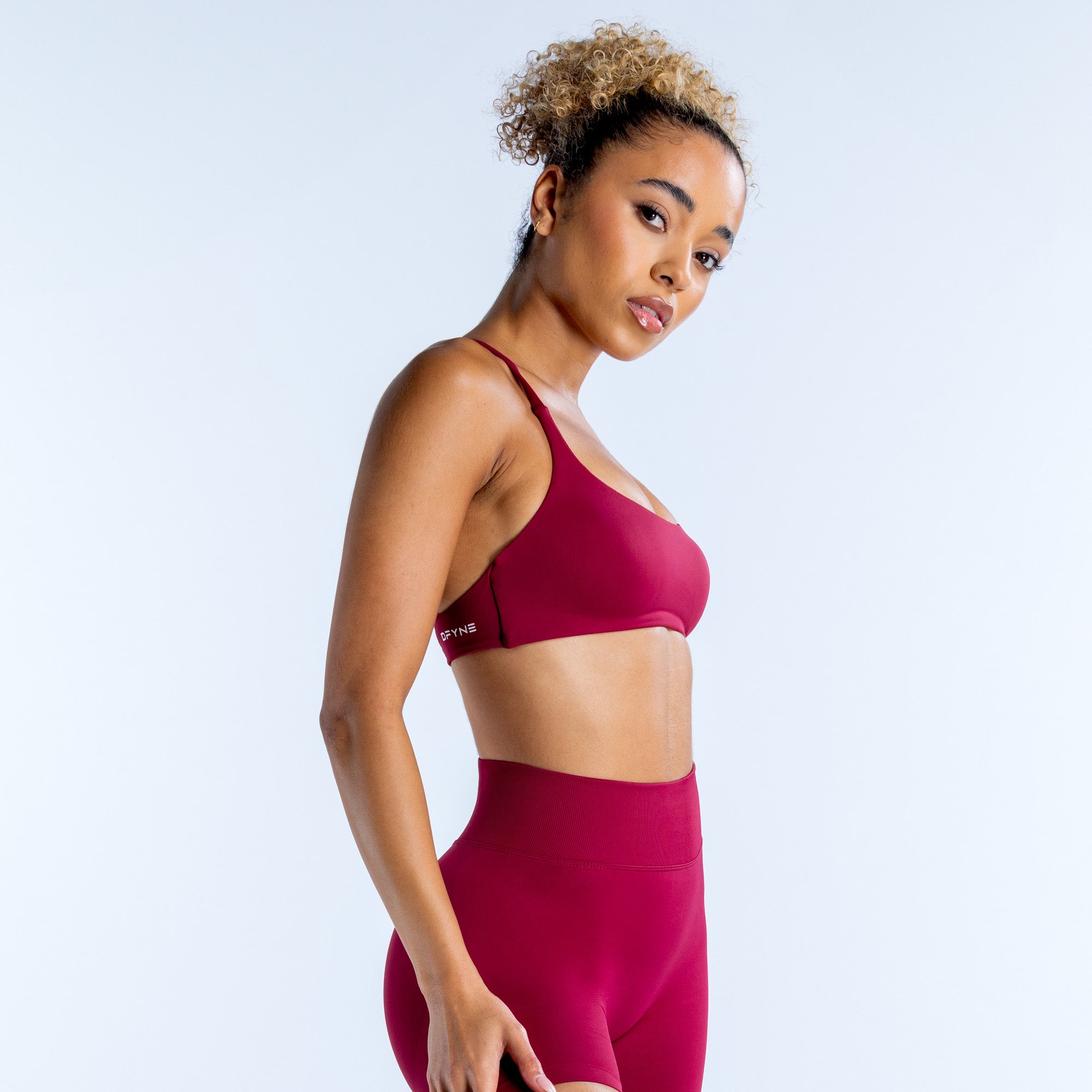 DFYNE Dynamic Twist Back Sport BH Dam Fuchsia | 6859021-SU