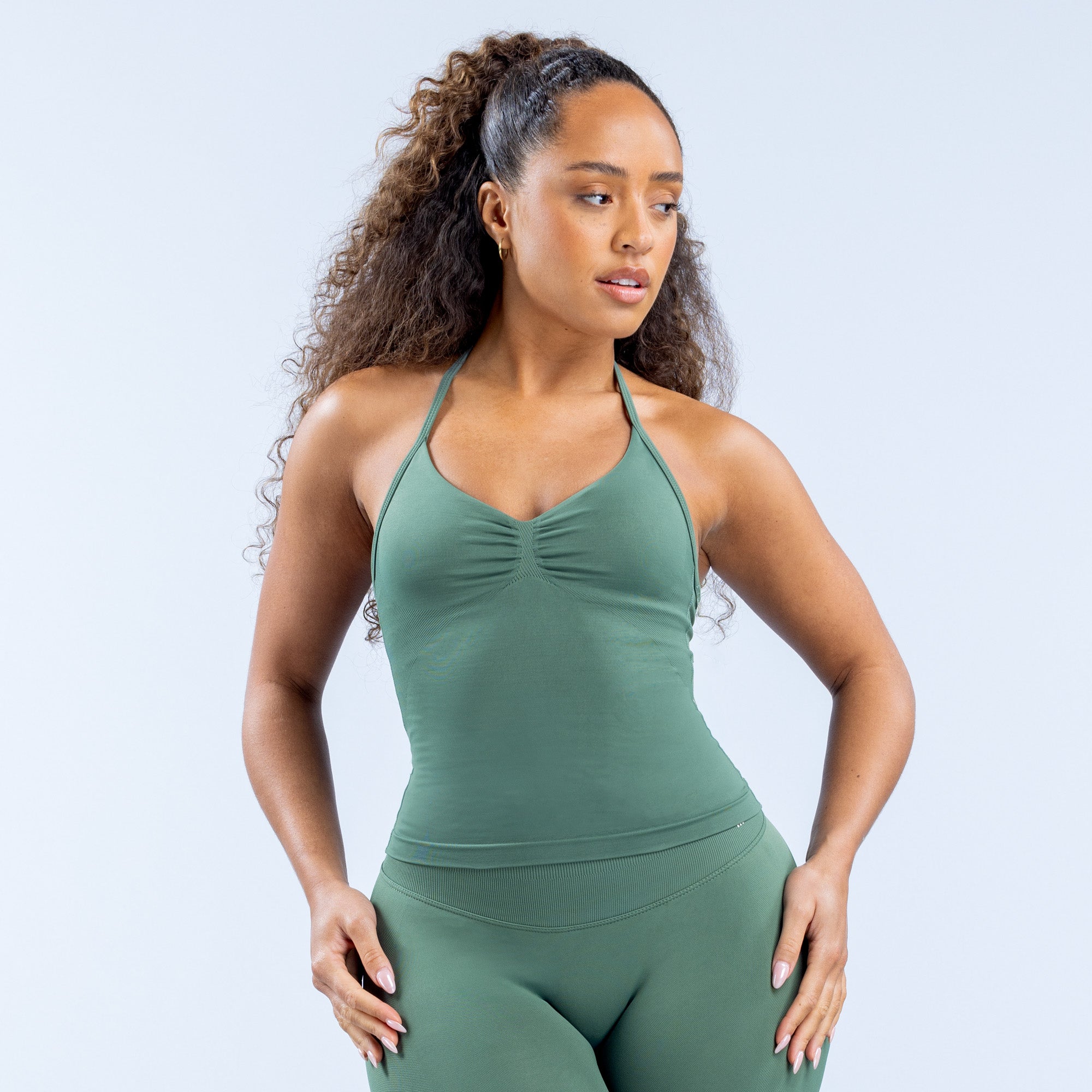 DFYNE Impact Longline Strappy Top Dam Gröna | 5769241-TW